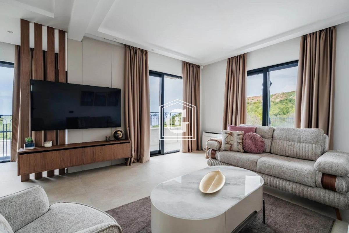 Вилла в Режевичах, Черногория, 318 м² - фото 7