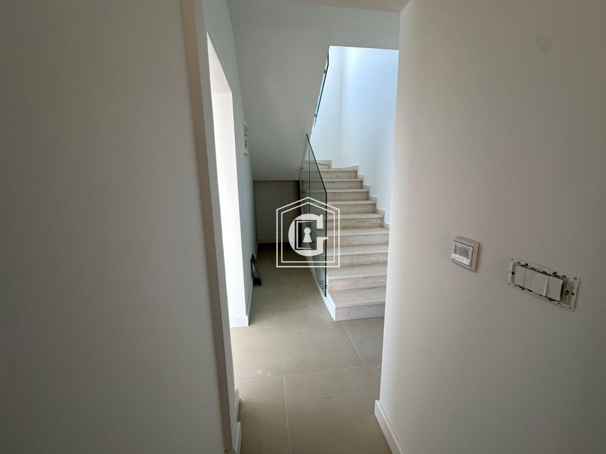 Вилла в Режевичах, Черногория, 217 м² - фото 7