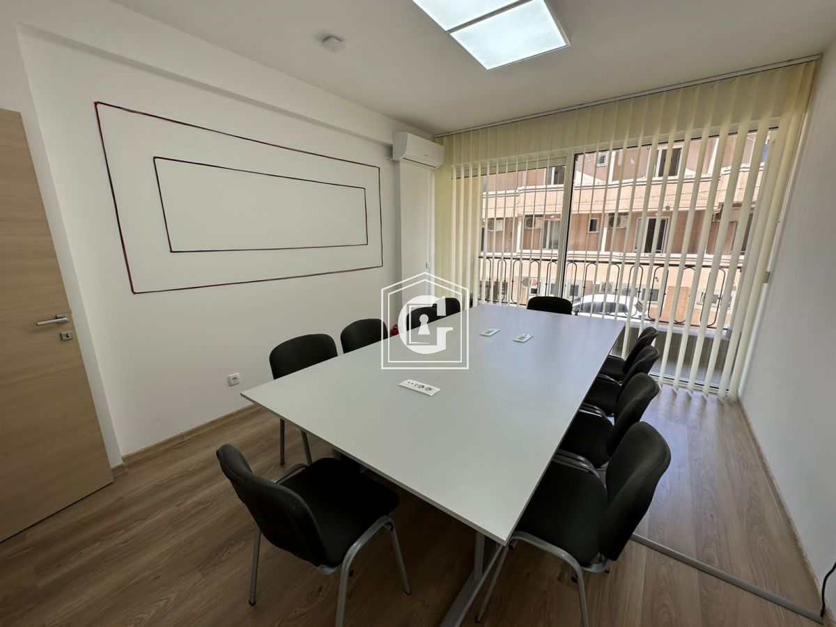 Коммерческая недвижимость в Бечичи, Черногория, 127 м² - фото 7