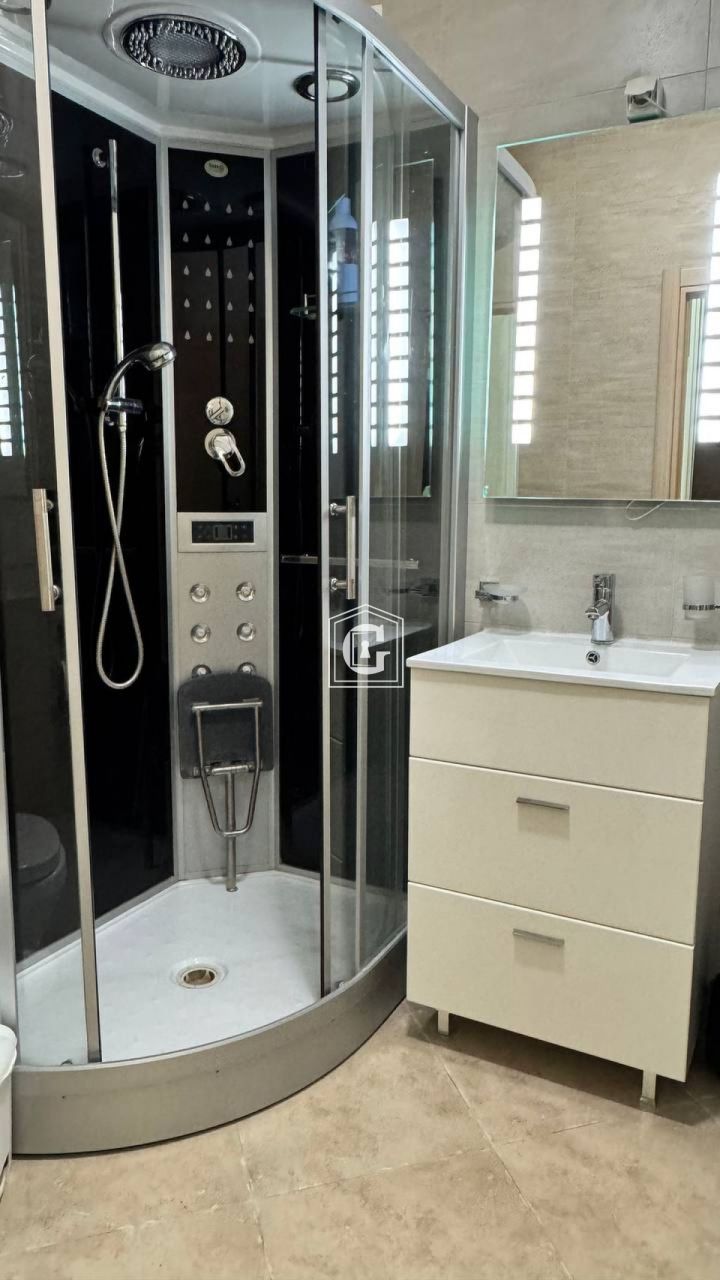 Апартаменты в Бечичи, Черногория, 94 м² - фото 8