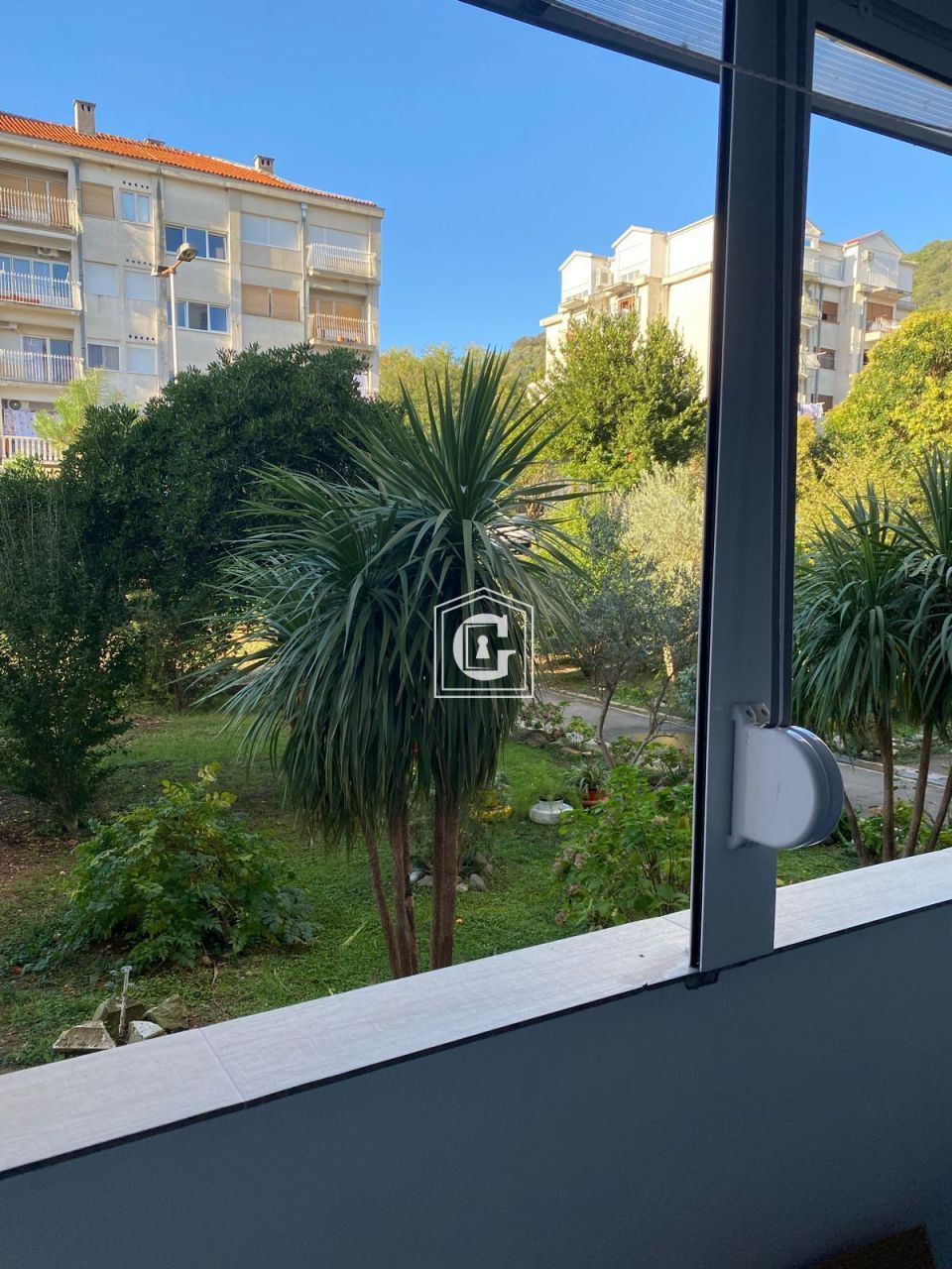 Апартаменты в Тивате, Черногория, 64 м² - фото 8