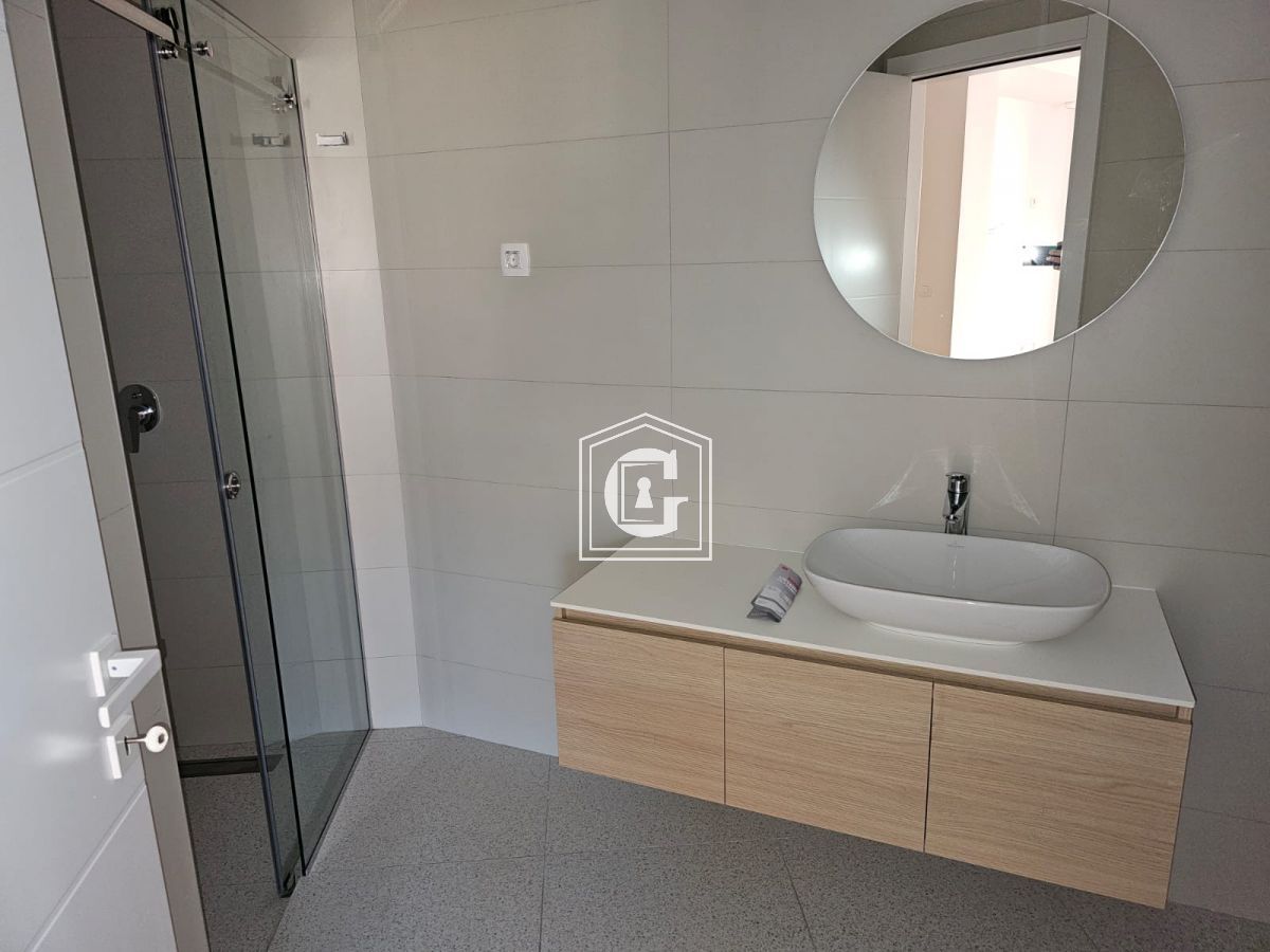 Апартаменты в Бечичи, Черногория, 66 м² - фото 9