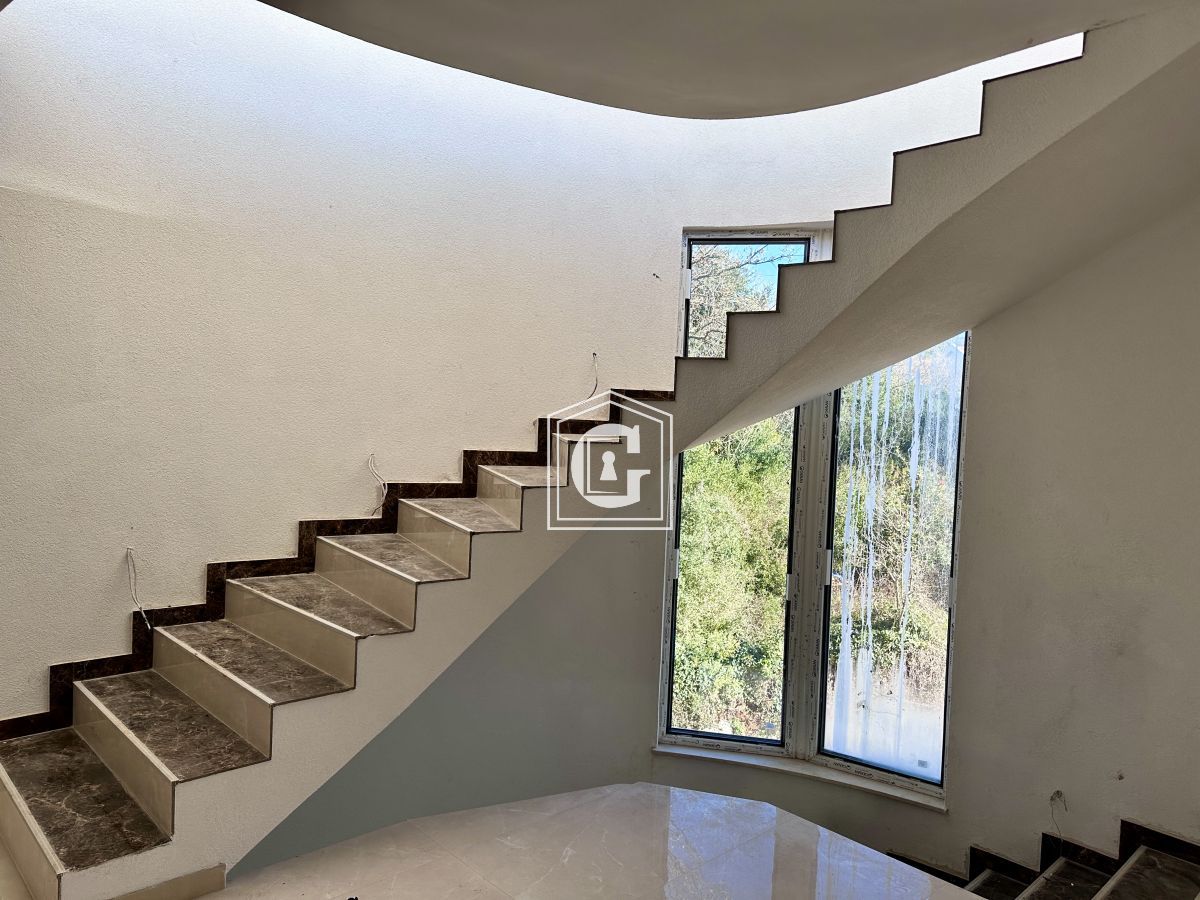 Вилла в Кримовице, Черногория, 467 м² - фото 9