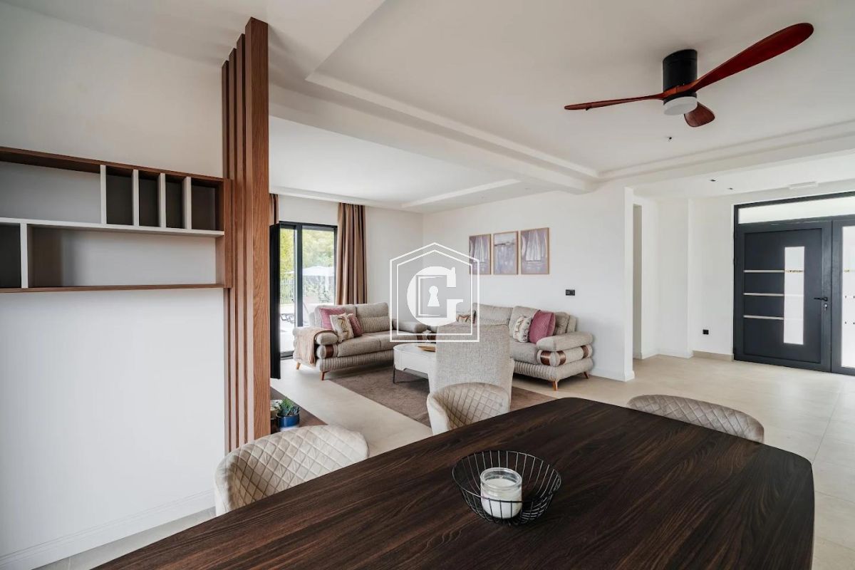 Вилла в Режевичах, Черногория, 318 м² - фото 10