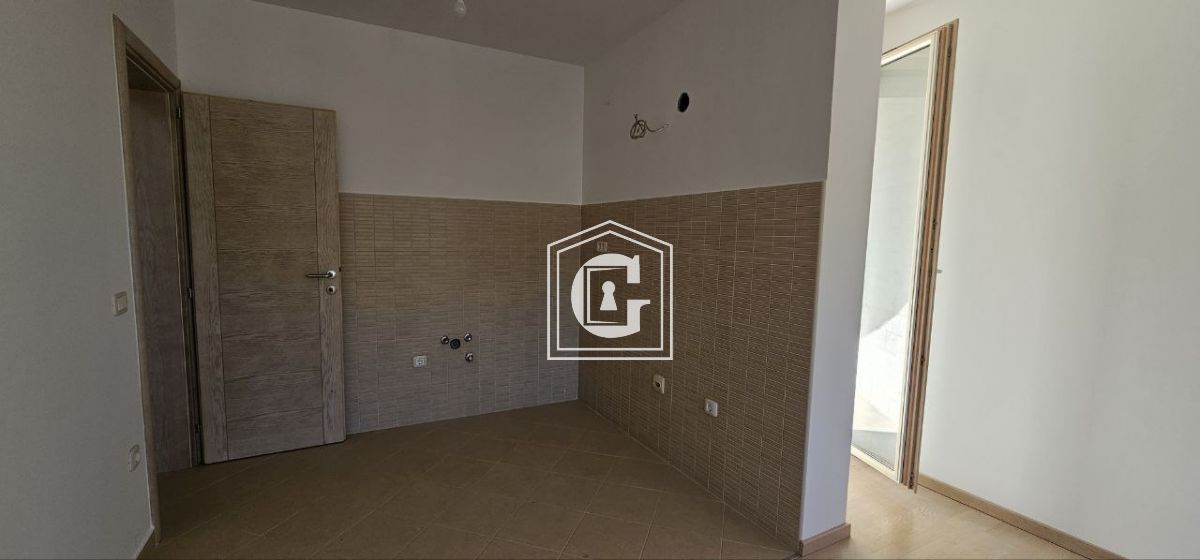 Апартаменты в Бечичи, Черногория, 52 м² - фото 10