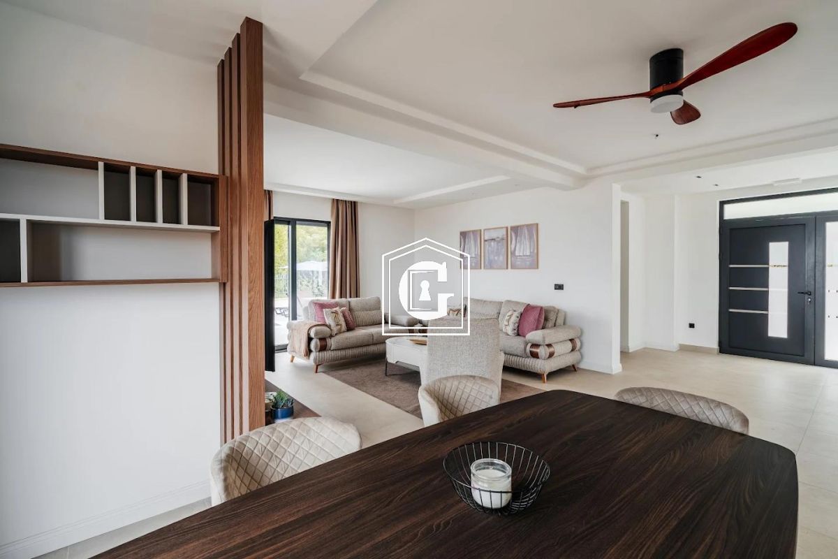 Вилла в Режевичах, Черногория, 318 м² - фото 10