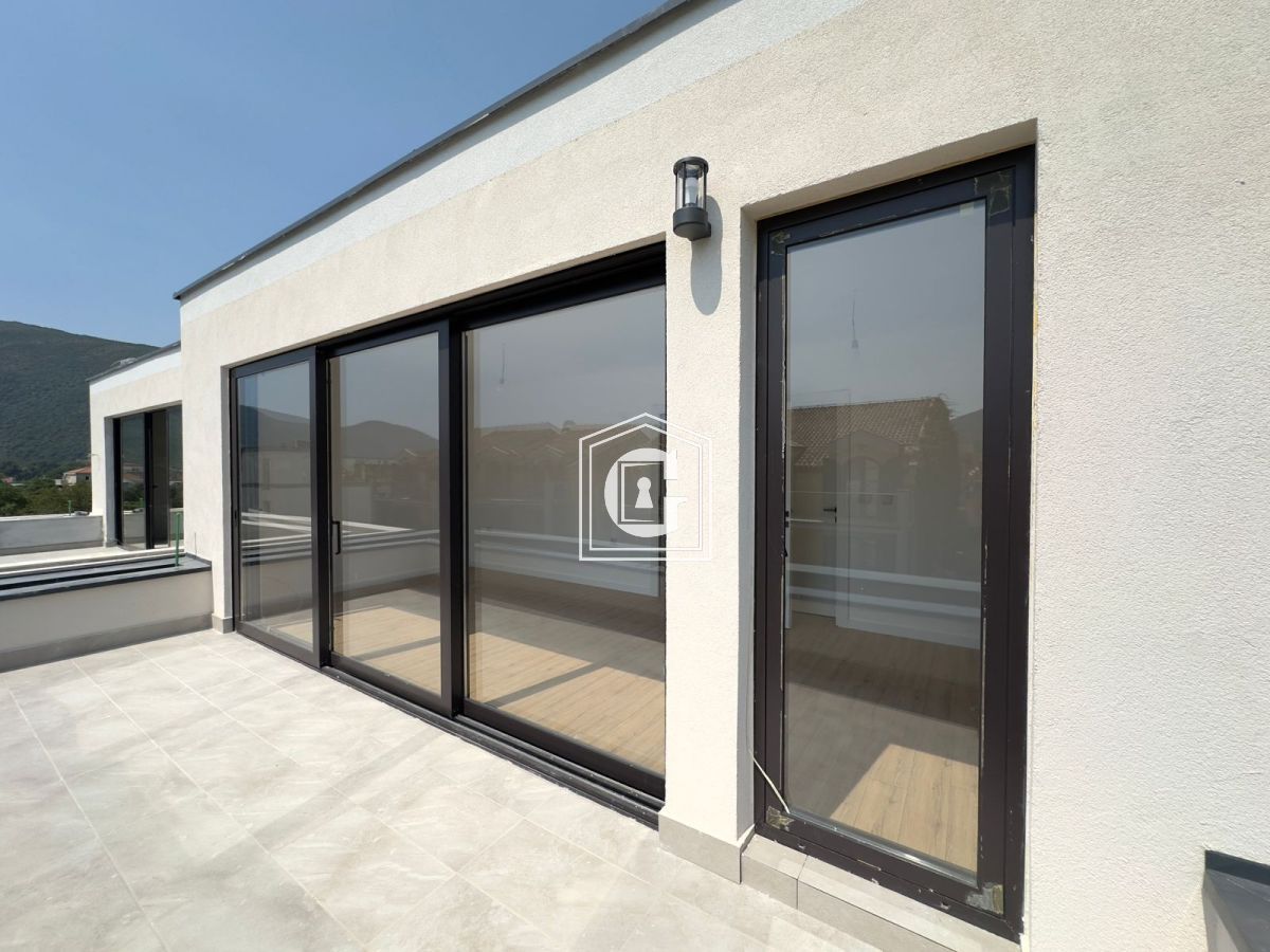 Поместье в Ластве, Черногория, 135 м² - фото 11