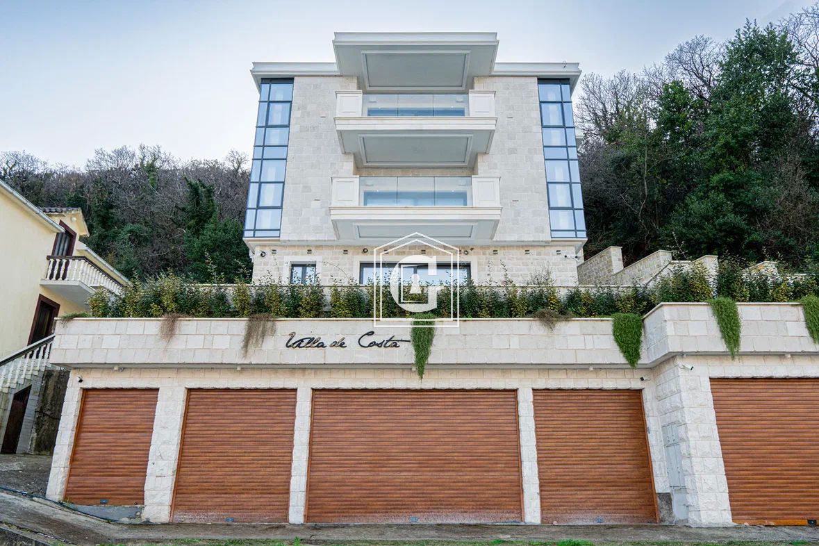 Вилла в Которе, Черногория, 572 м² - фото 11