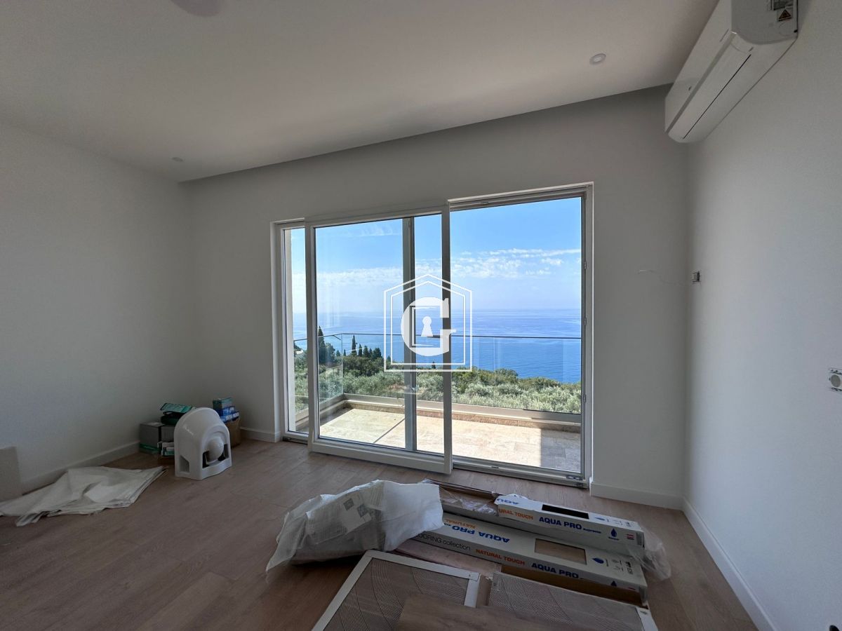 Вилла в Режевичах, Черногория, 217 м² - фото 12