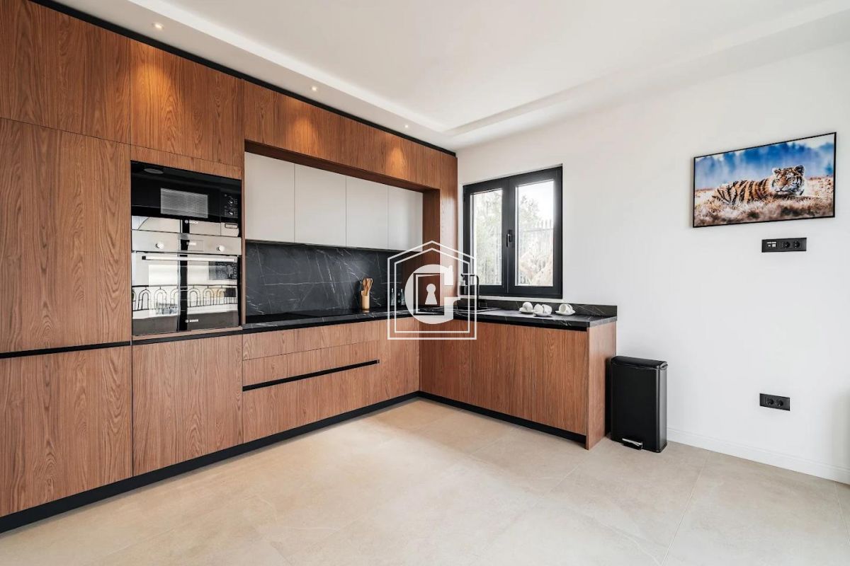 Вилла в Режевичах, Черногория, 318 м² - фото 12