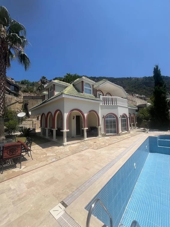 Вилла в Алании, Турция, 250 м² - фото 1