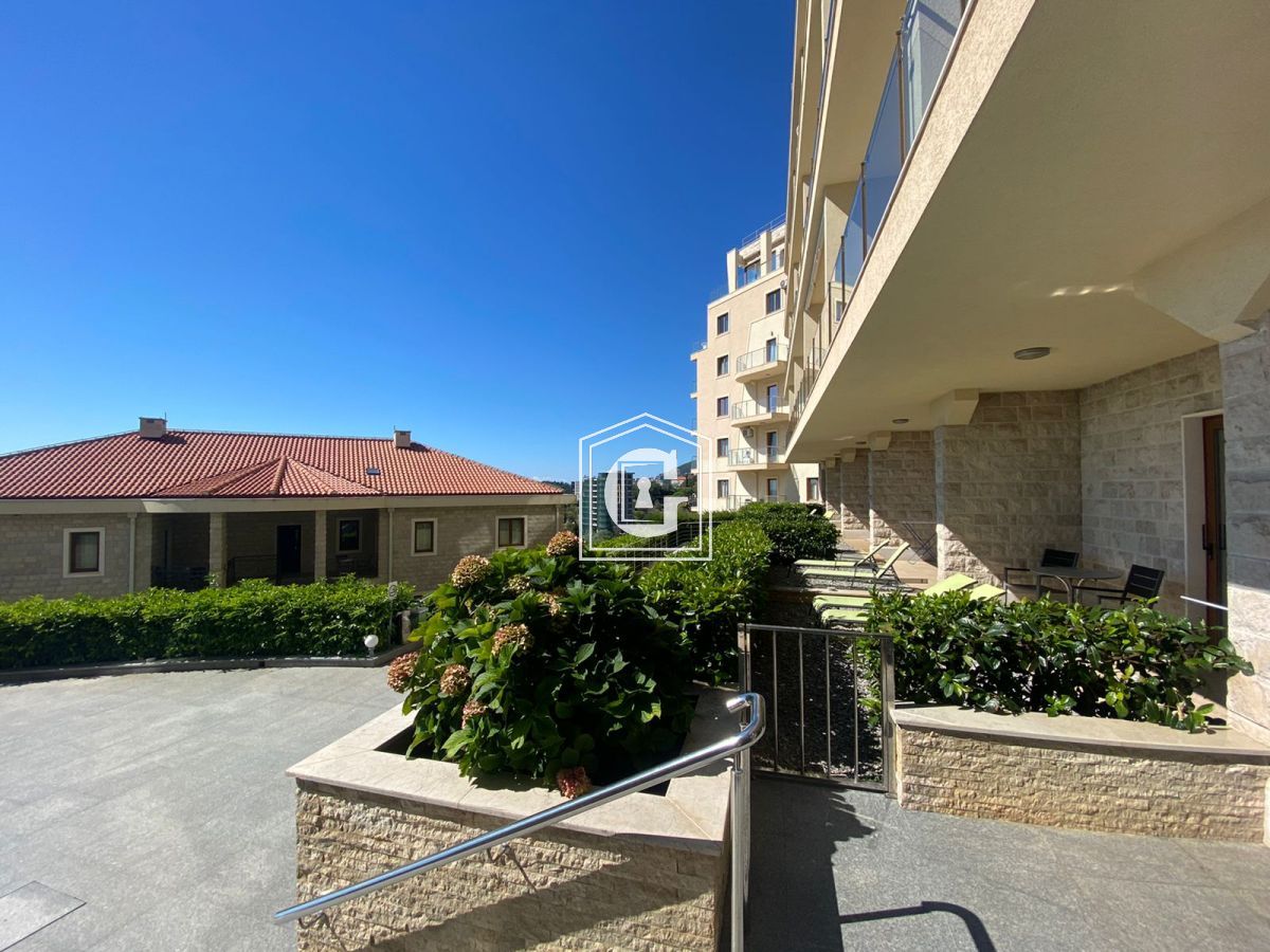 Апартаменты в Бечичи, Черногория, 170 м² - фото 13