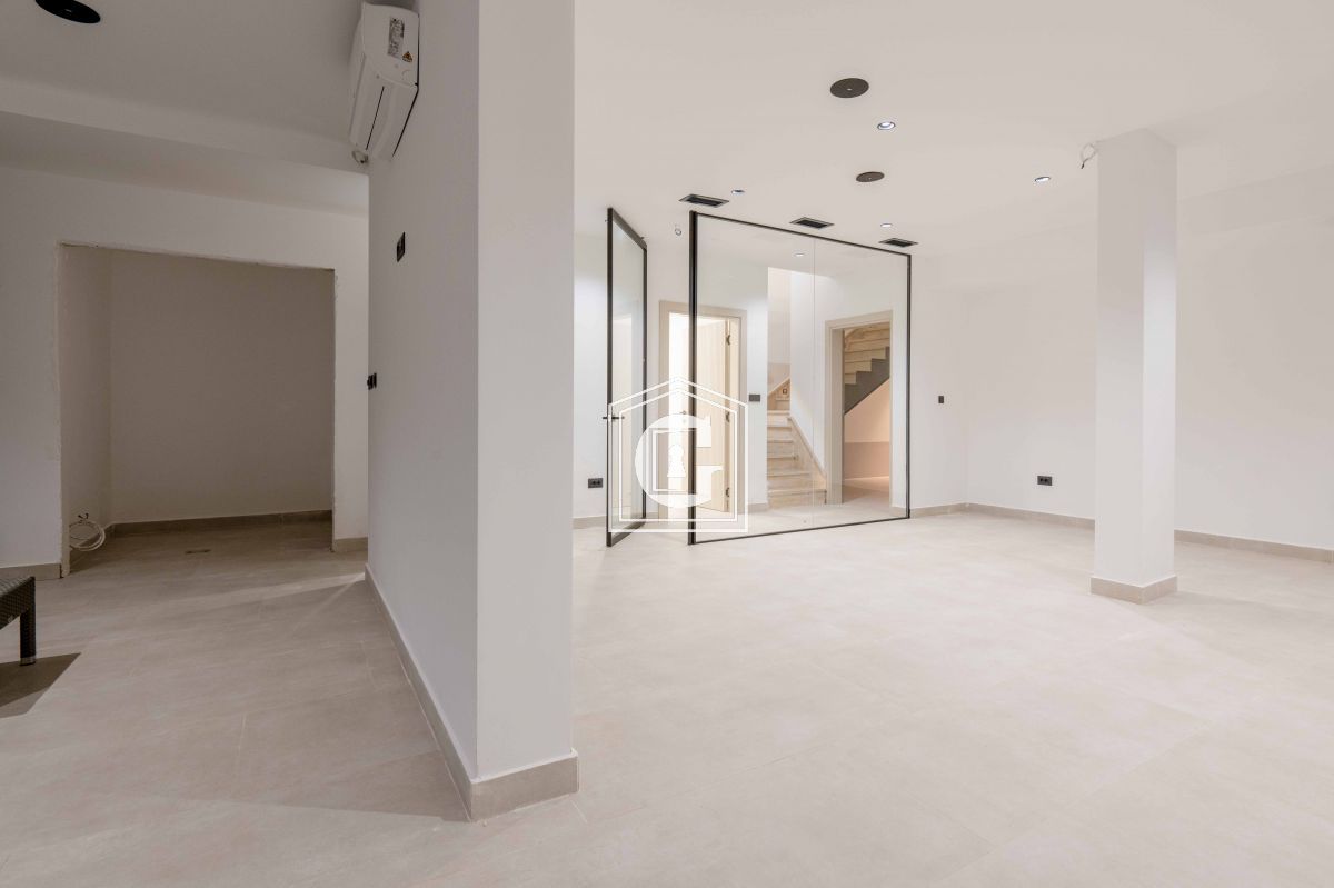 Вилла Каменово, Черногория, 240 м² - фото 13