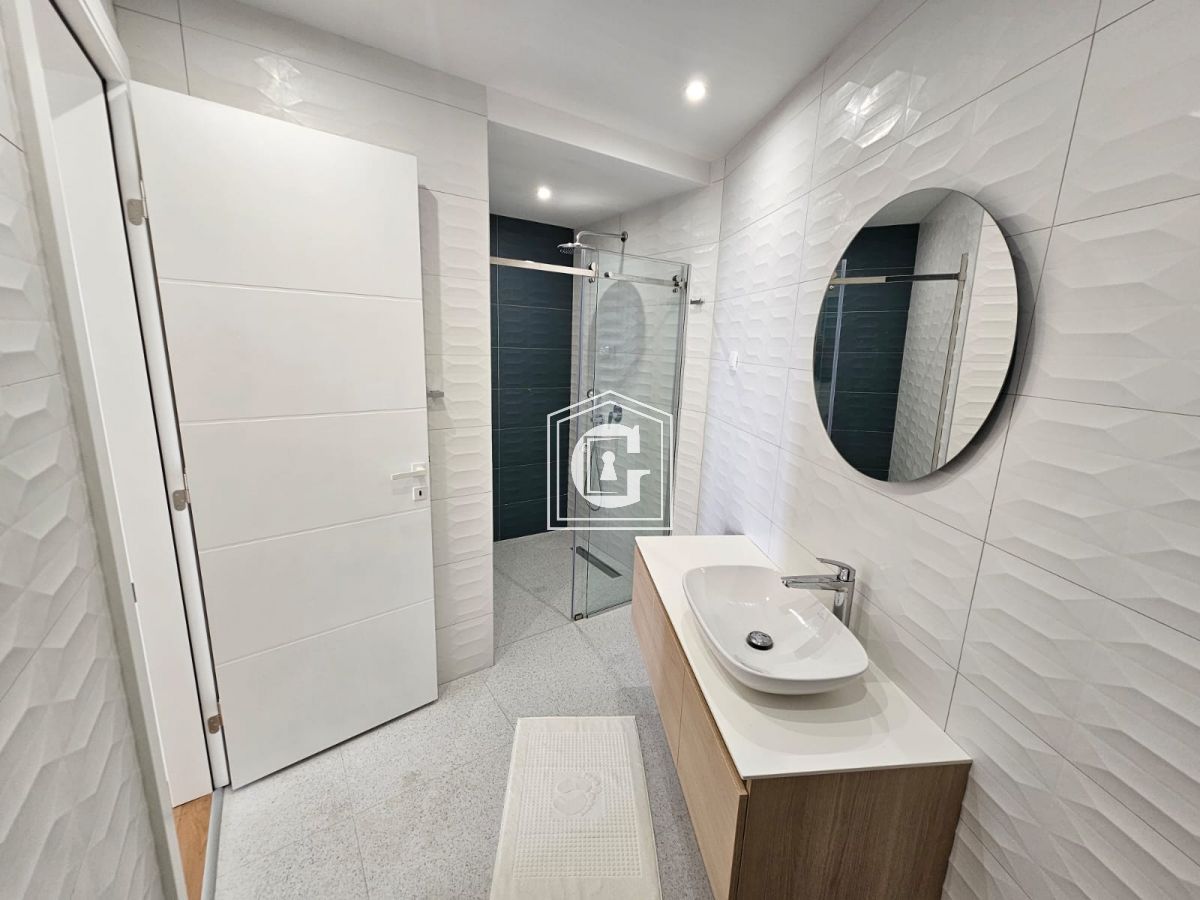 Апартаменты в Бечичи, Черногория, 67 м² - фото 13