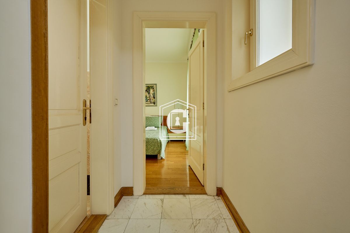 Апартаменты в Святом Стефане, Черногория, 131 м² - фото 13