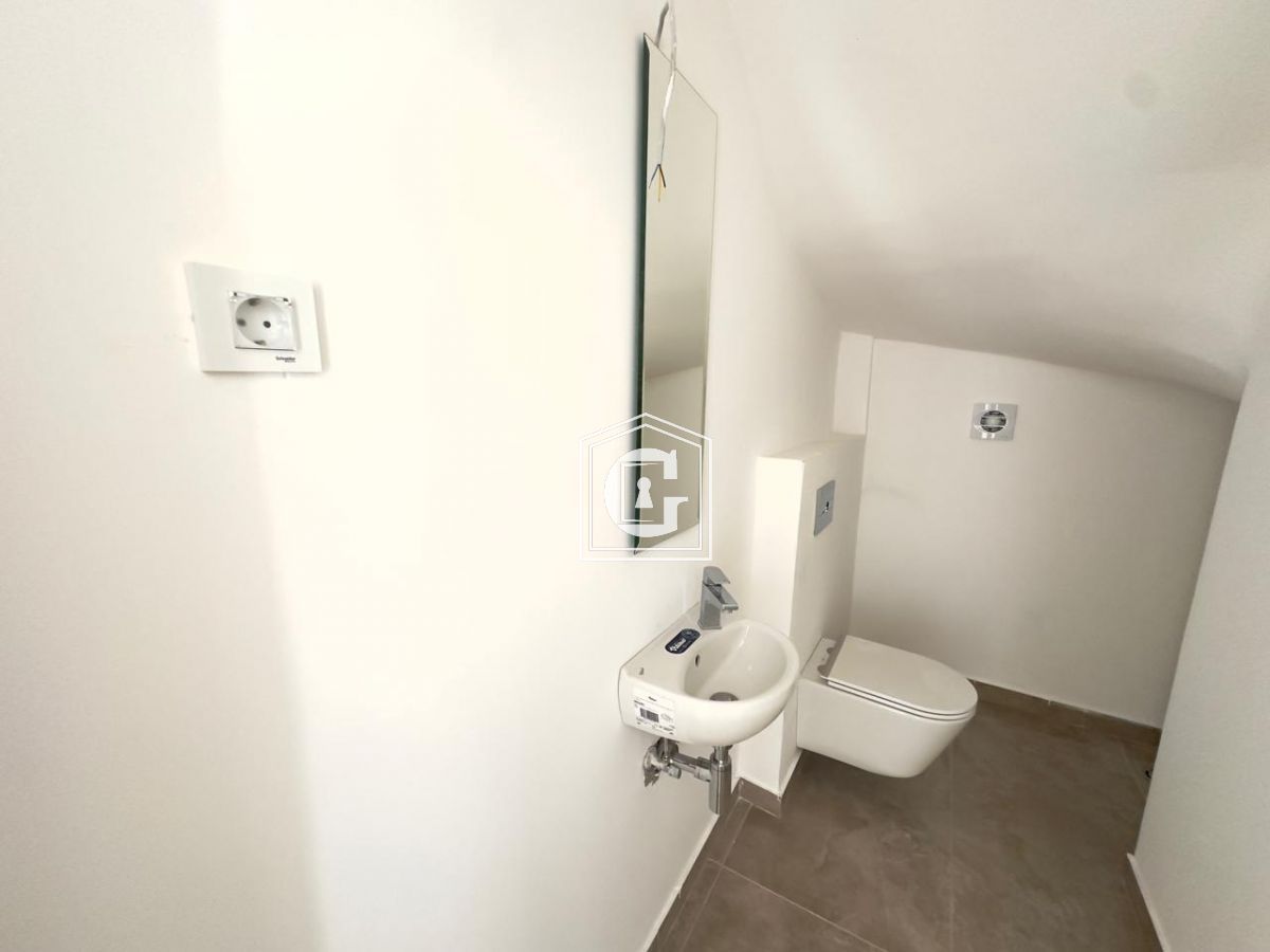 Поместье в Ластве, Черногория, 135 м² - фото 13