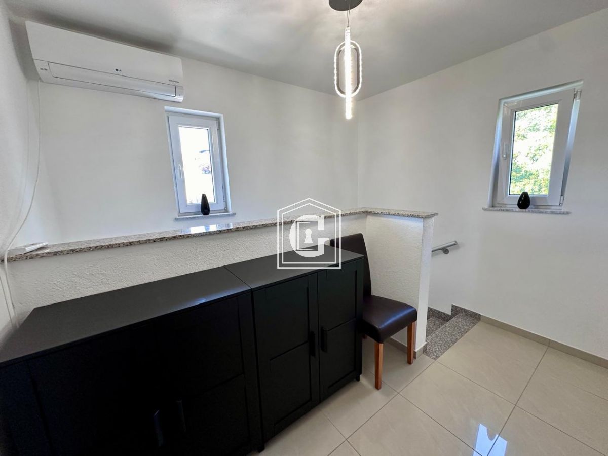 Вилла в Кримовице, Черногория, 180 м² - фото 13