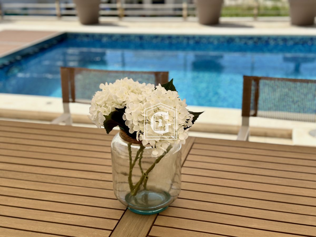 Вилла в Бечичи, Черногория, 400 м² - фото 14