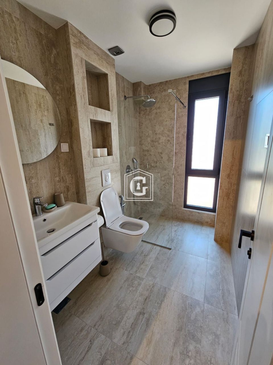 Апартаменты в Добра Воде, Черногория, 78 м² - фото 15