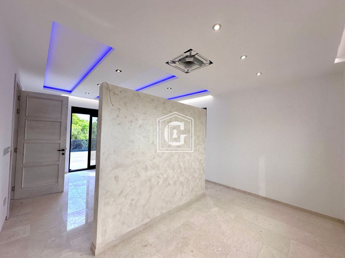 Вилла в Кримовице, Черногория, 210 м² - фото 16