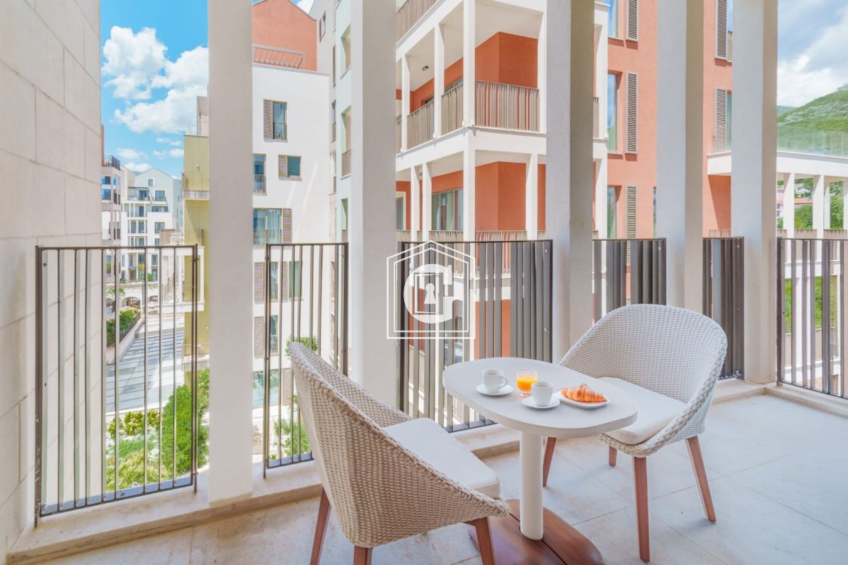 Апартаменты в Тивате, Черногория, 55 м² - фото 17