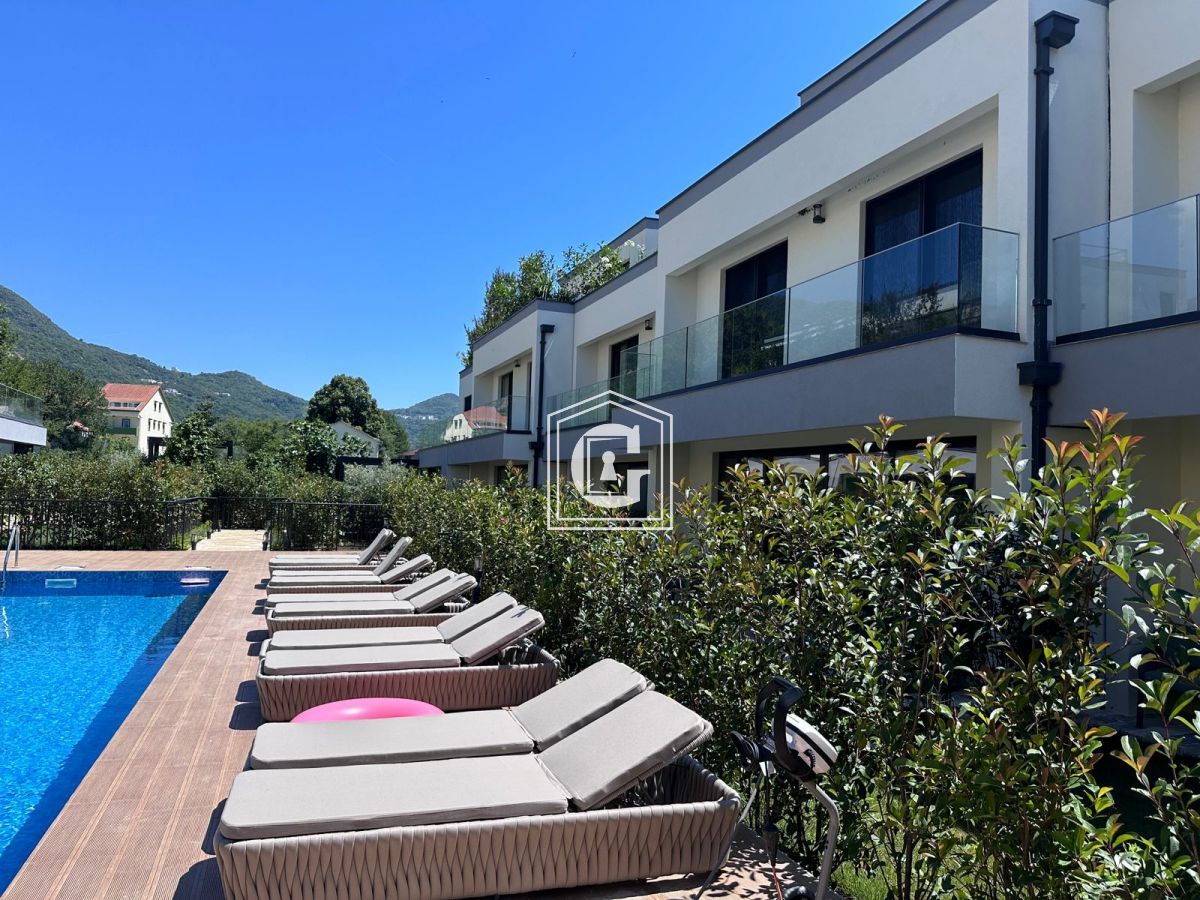 Поместье в Ластве, Черногория, 135 м² - фото 17