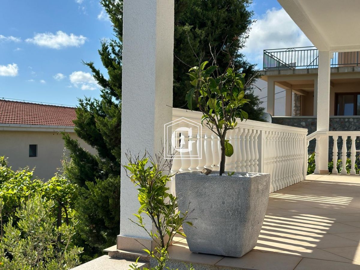 Вилла в Кримовице, Черногория, 180 м² - фото 18