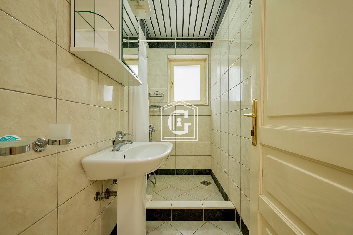 Апартаменты в Святом Стефане, Черногория, 89 м² - фото 18