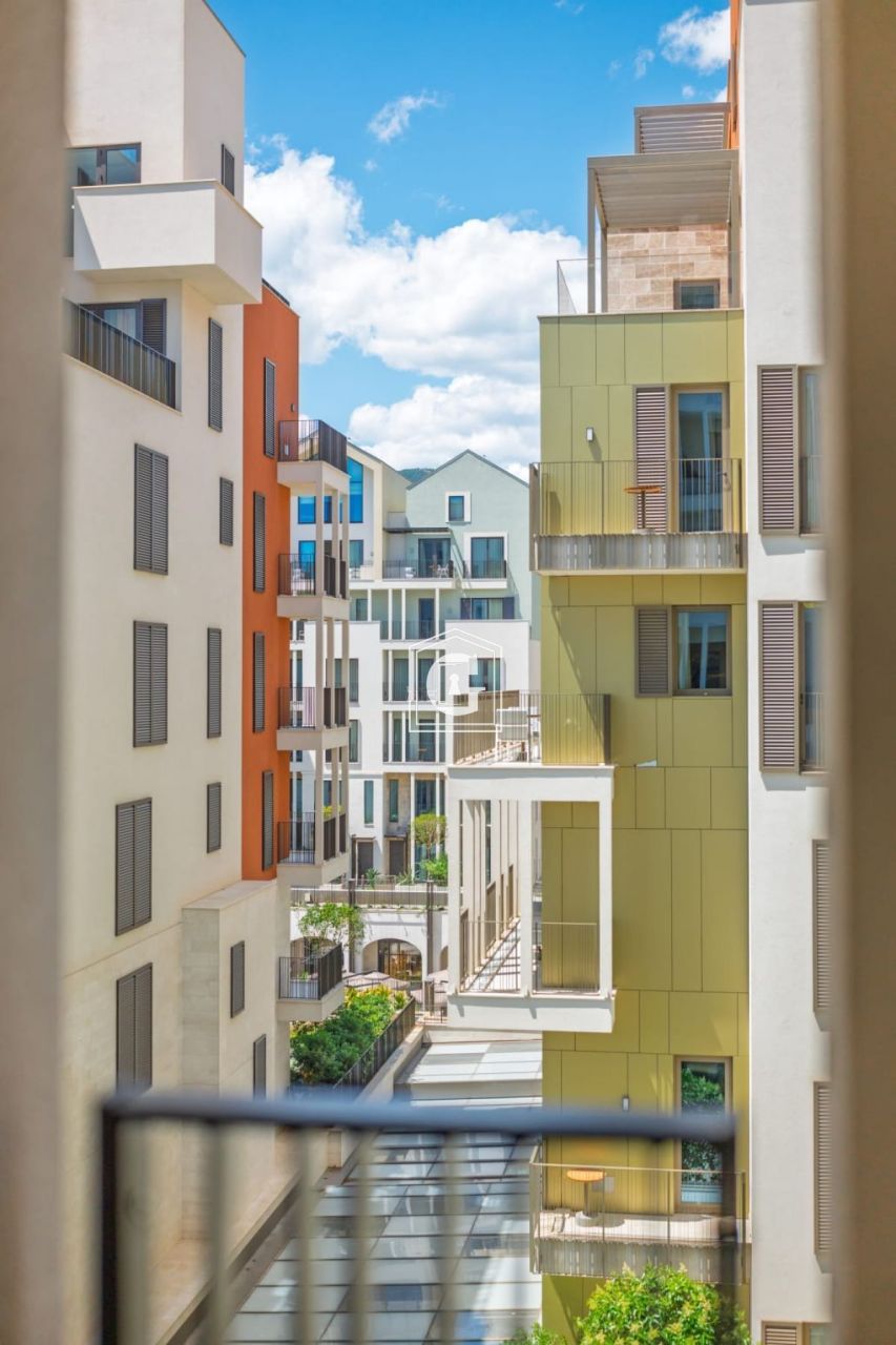 Апартаменты в Тивате, Черногория, 55 м² - фото 19