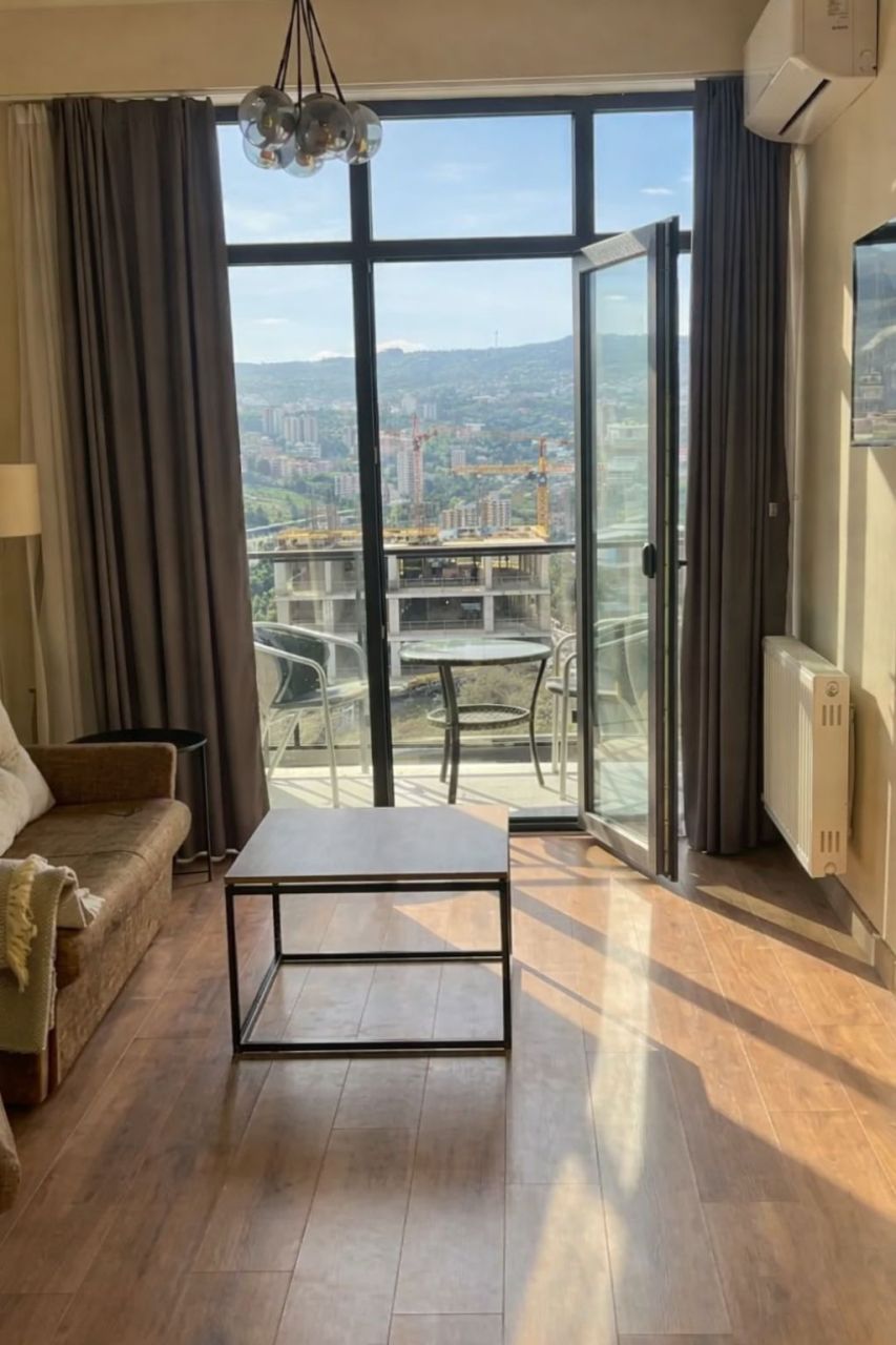 Квартира в Тбилиси, Грузия, 56.3 м² - фото 1