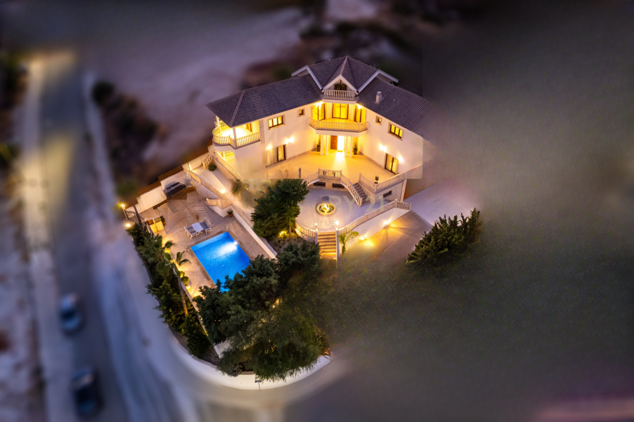 Квартира в Мутайяке, Кипр, 650 м² - фото 1