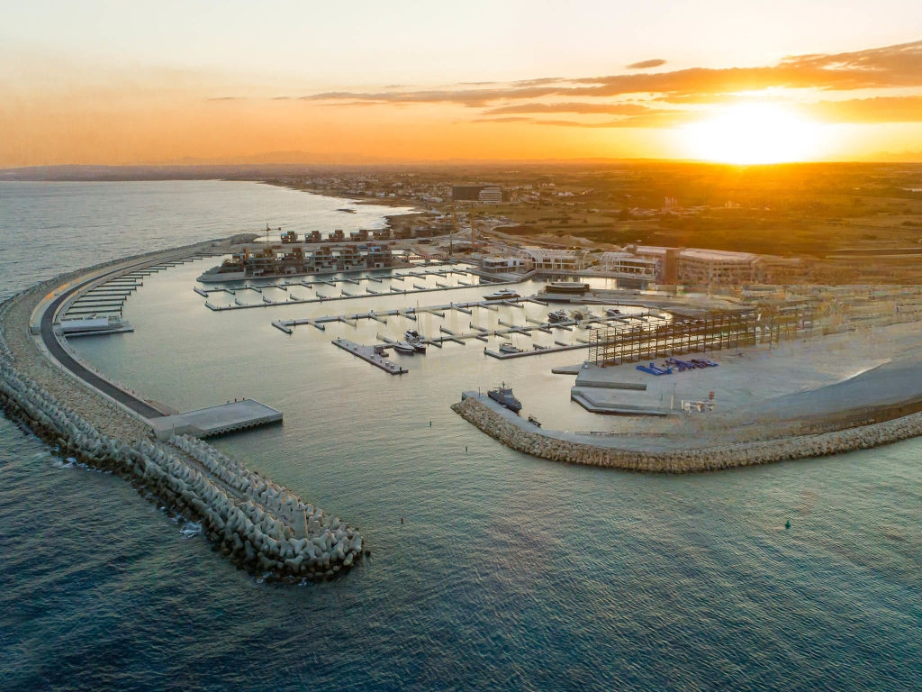 Квартира в Паралимни, Кипр, 472 м² - фото 1