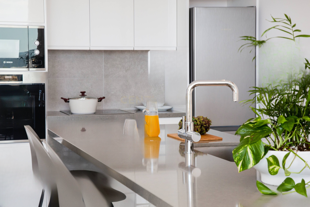 Квартира в Айос-Георгиос-Пейас, Кипр, 210 м² - фото 1