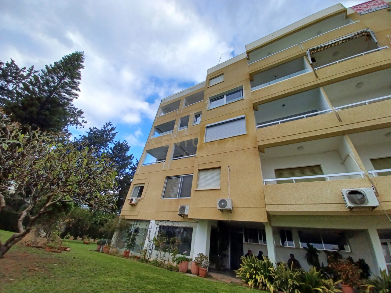 Квартира в Агиос Тихоне, Кипр, 360 м² - фото 1