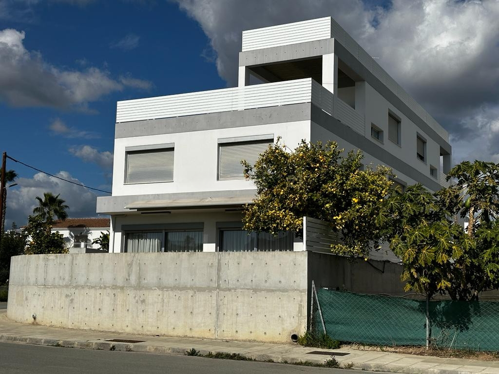 Квартира в Ермасойе, Кипр, 244 м² - фото 2