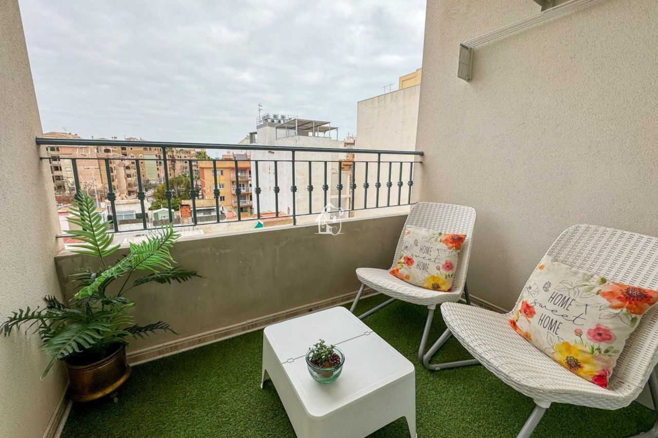 Апартаменты в Торревьехе, Испания, 50 м² - фото 1