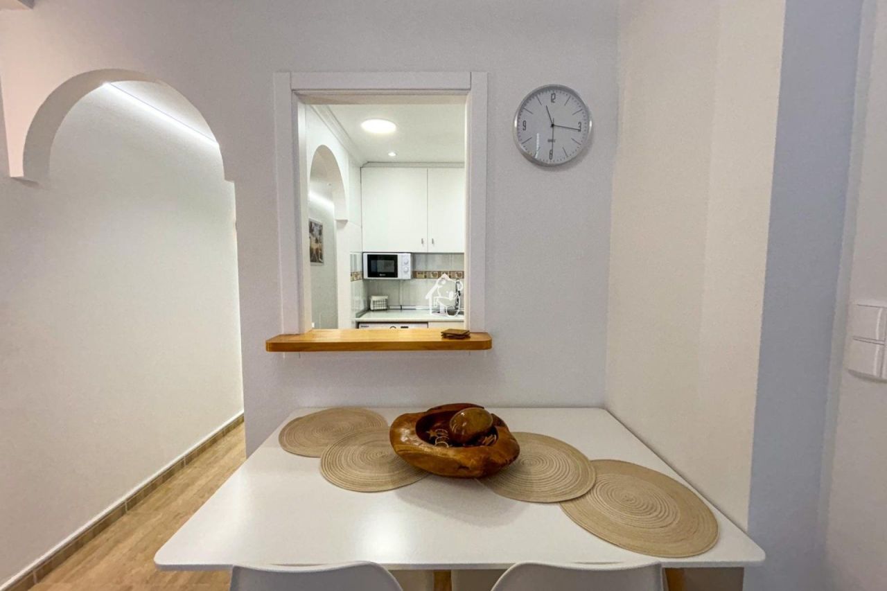 Апартаменты в Торревьехе, Испания, 50 м² - фото 4