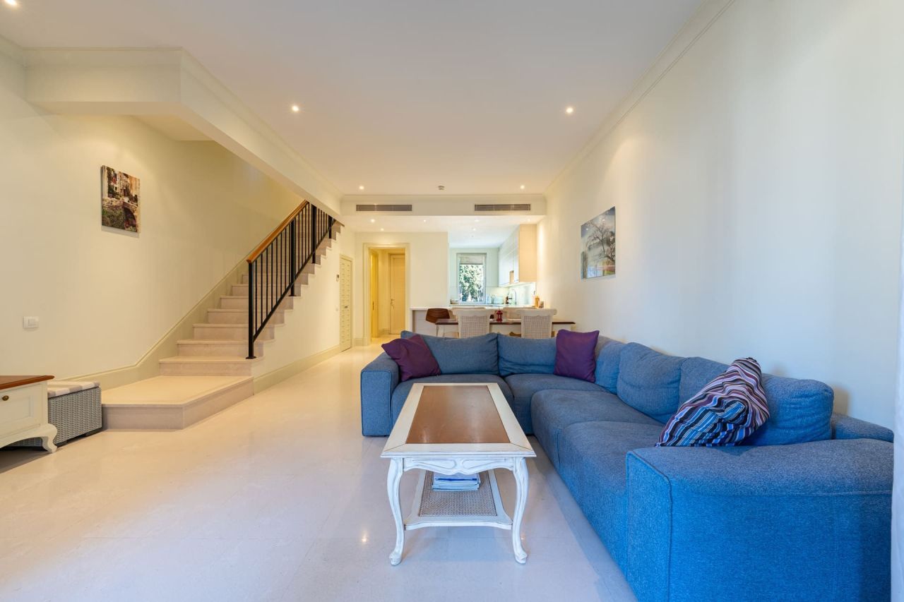 Апартаменты в Тивате, Черногория, 152 м² - фото 4