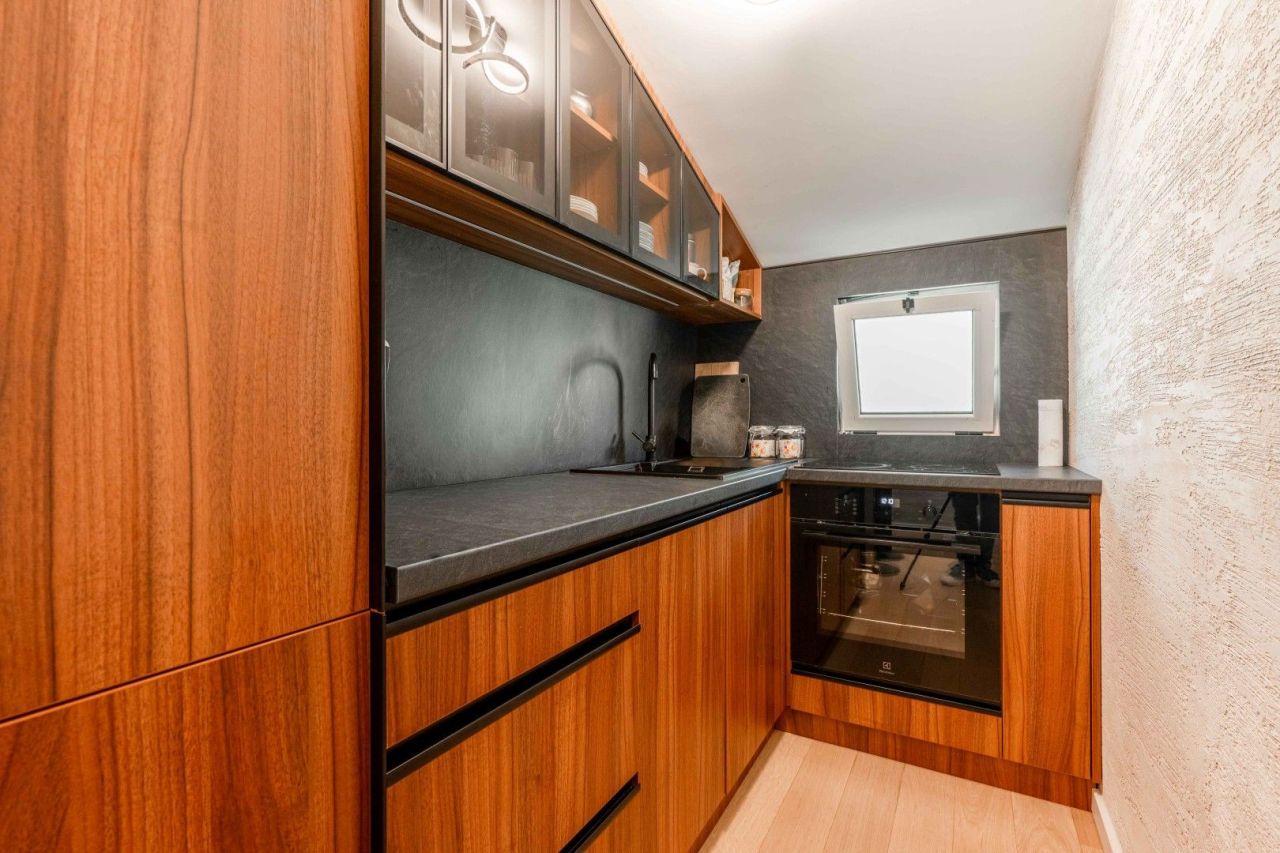 Апартаменты в Будве, Черногория, 81 м² - фото 11