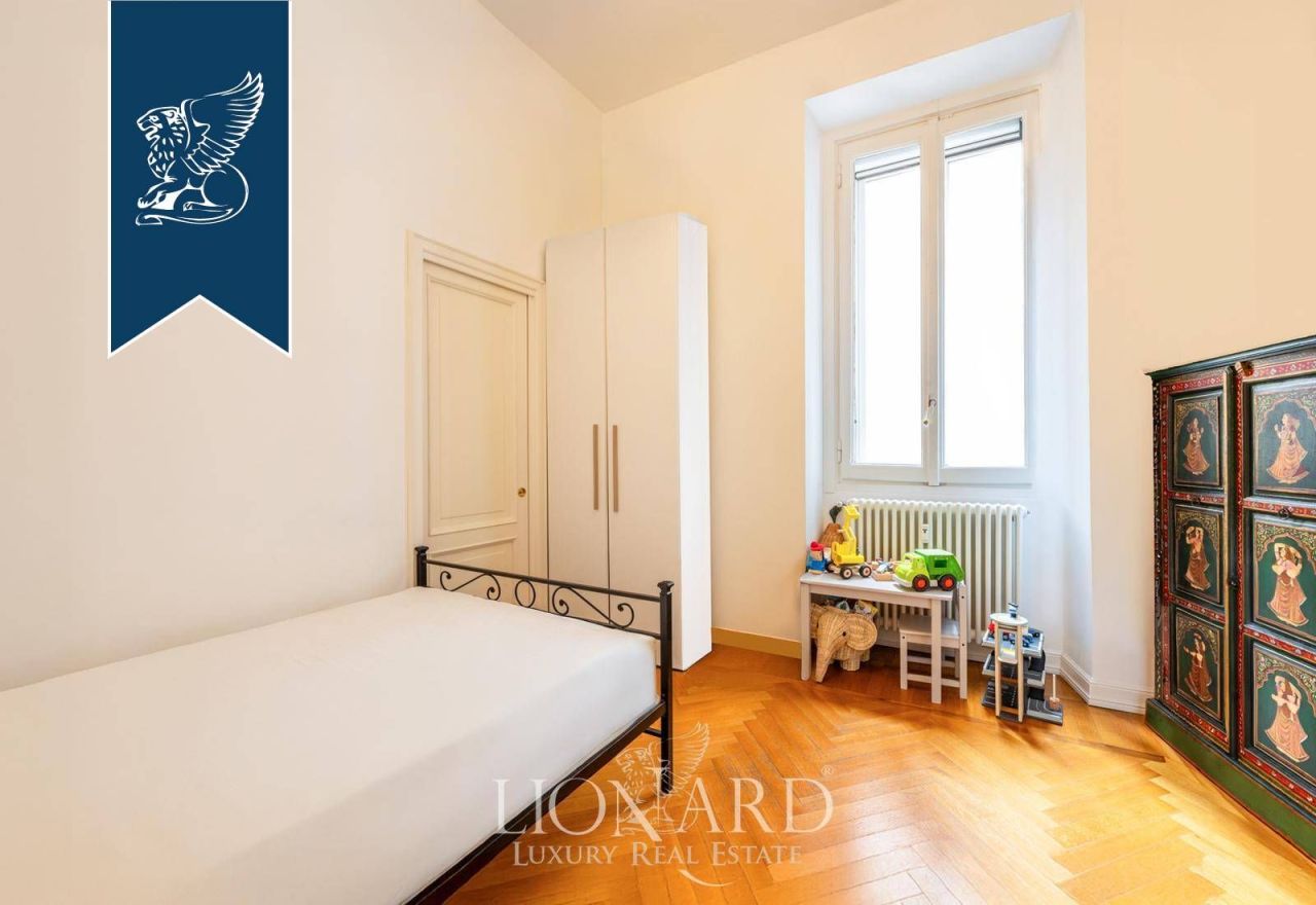 Апартаменты в Милане, Италия, 205 м² - фото 12