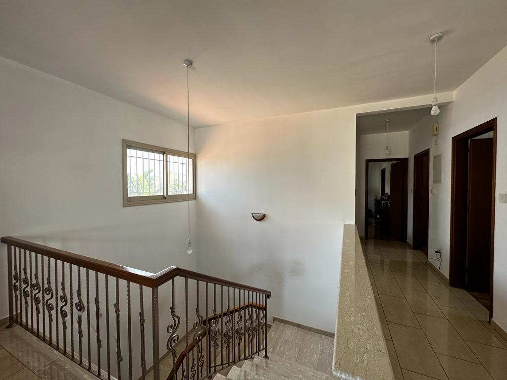 Квартира в Лимасоле, Кипр, 360 м² - фото 8