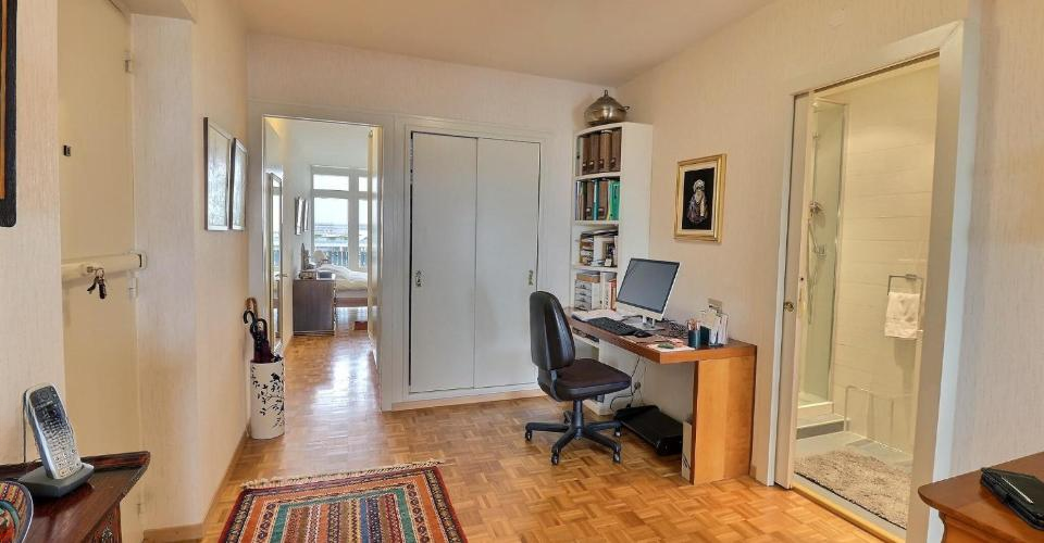 Квартира в Женеве, Швейцария, 93 м² - фото 9