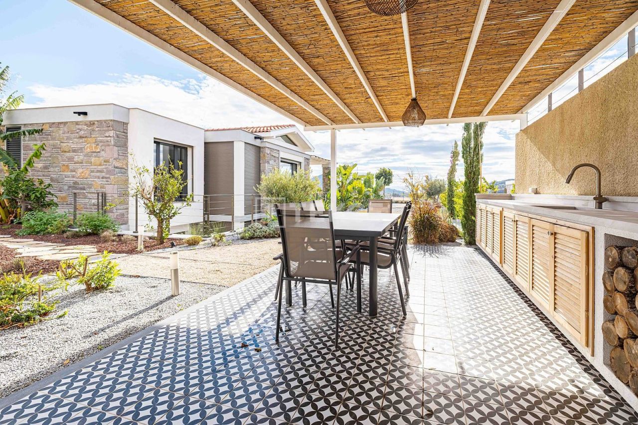 Вилла в Бодруме, Турция, 336 м² - фото 9