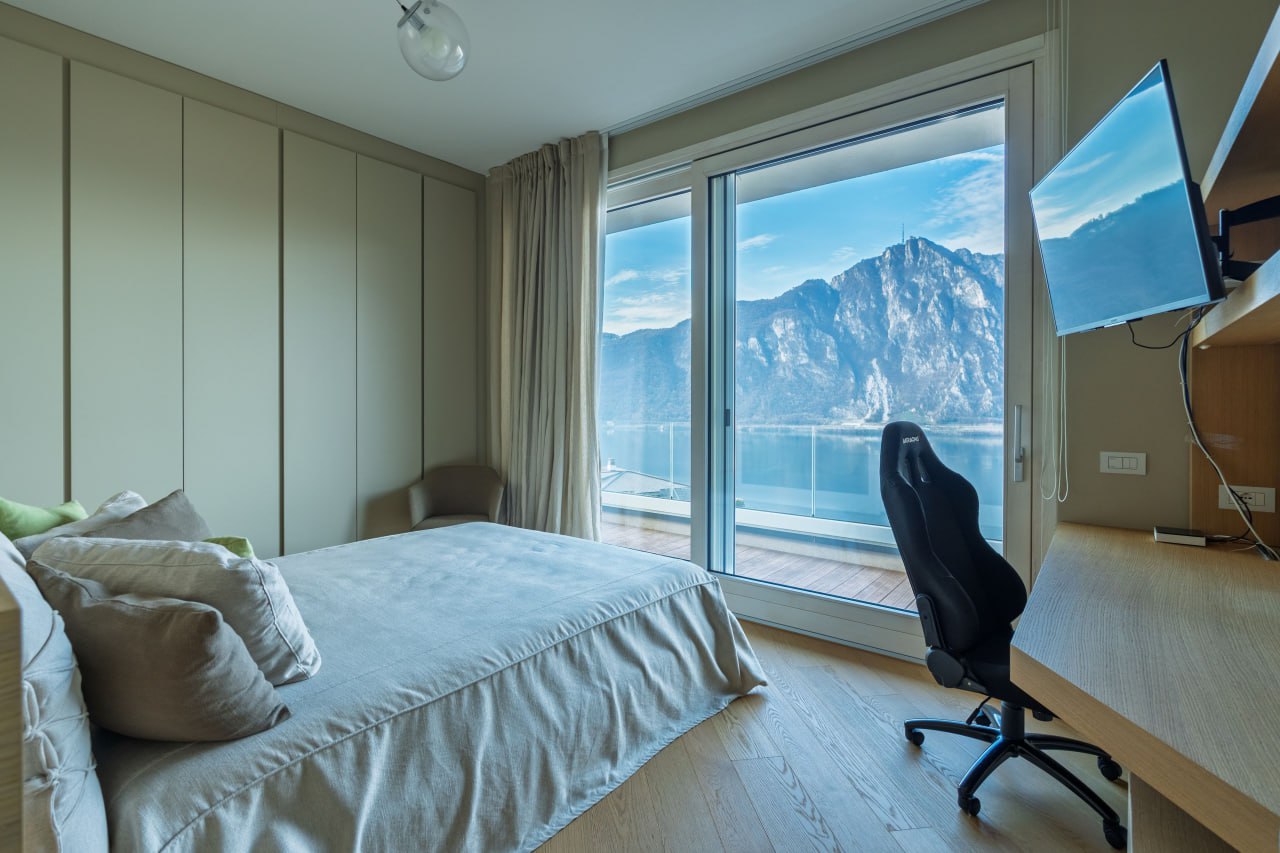 Квартира у озера Комо, Италия, 145 м² - фото 7