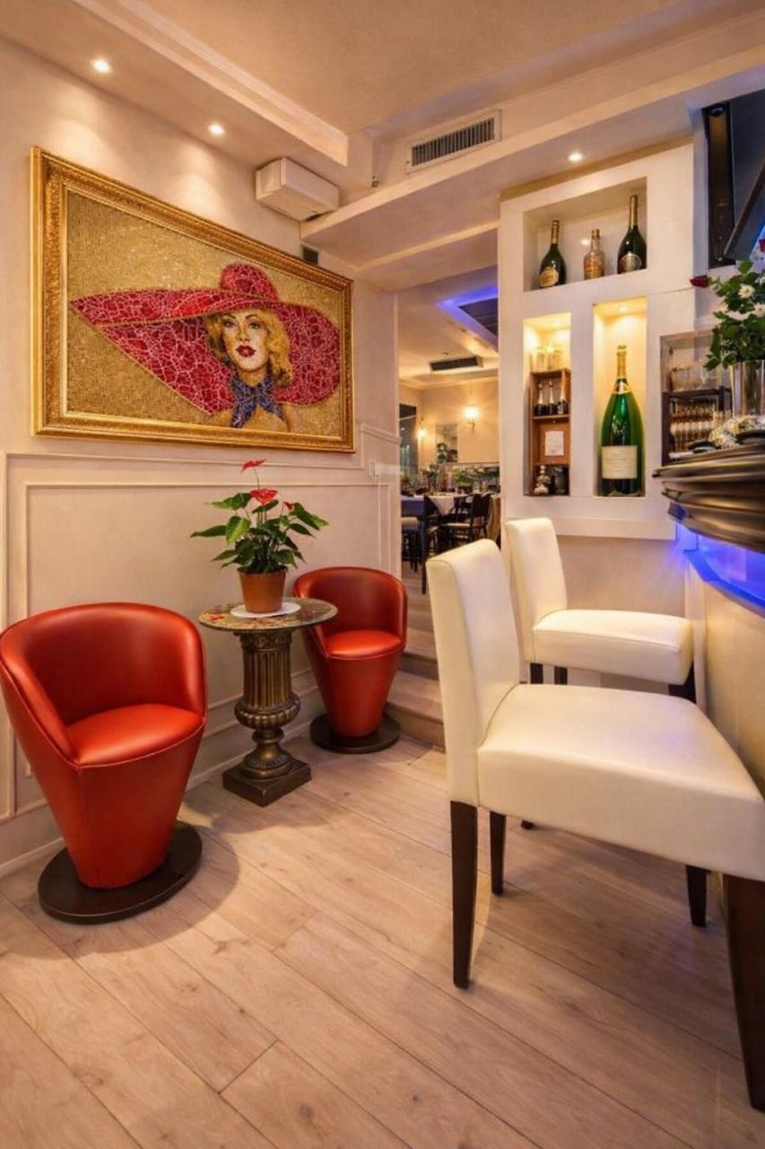 Кафе, ресторан на озере Лугано, Италия, 338 м² - фото 7