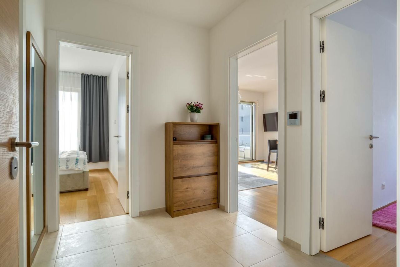 Квартира в Бечичи, Черногория, 67 м² - фото 7