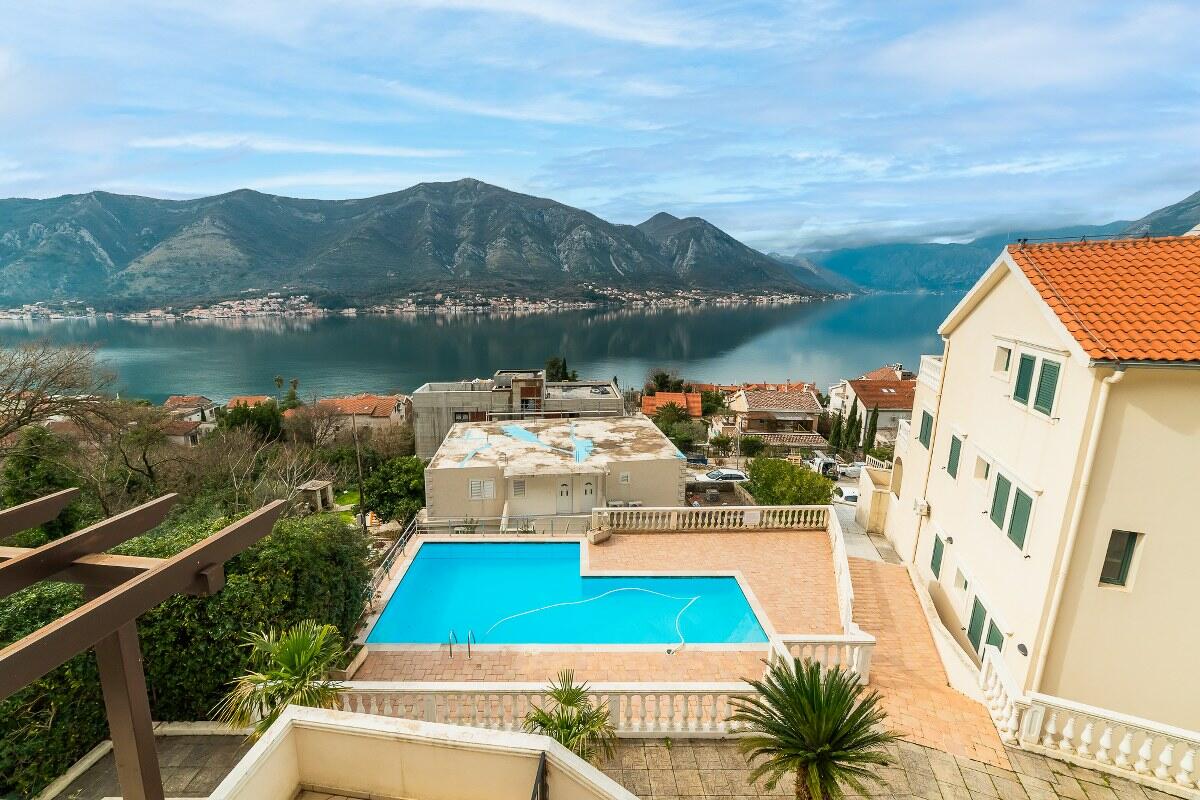 Квартира в Доброте, Черногория, 41 м² - фото 10