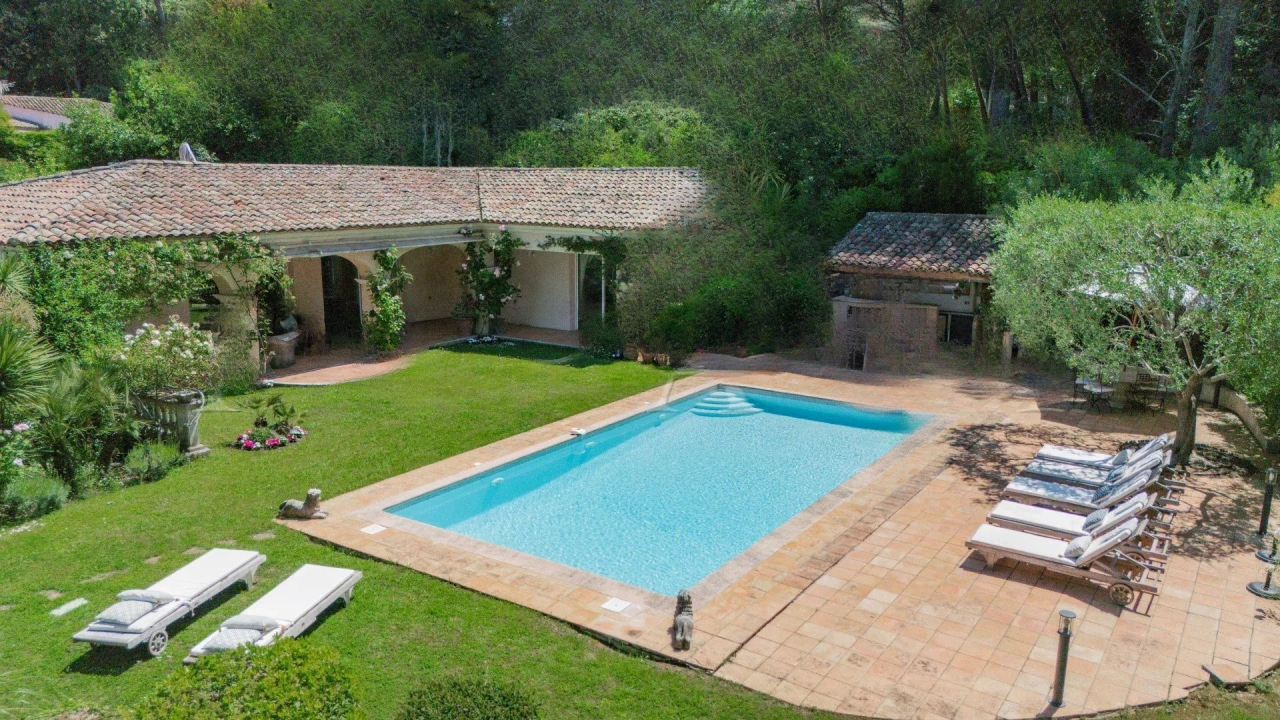 Квартира в Каннах, Франция, 282 м² - фото 1