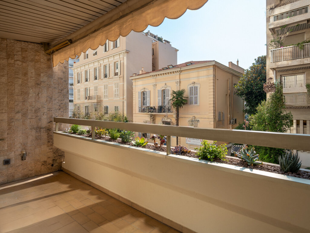 Квартира в Ла-Кондамине, Монако, 120 м² - фото 1