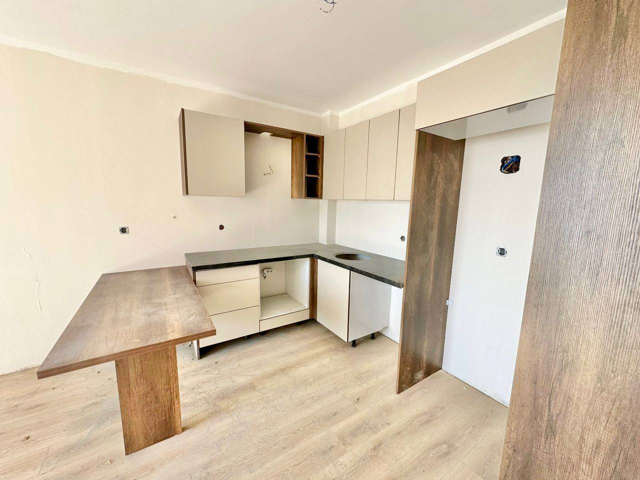 Квартира в Мерсине, Турция, 65 м² - фото 1